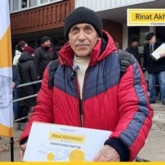 “Aid gives life”: residents of frontline Druzhkivka receive food packages from Rinat Akhmetov Foundation