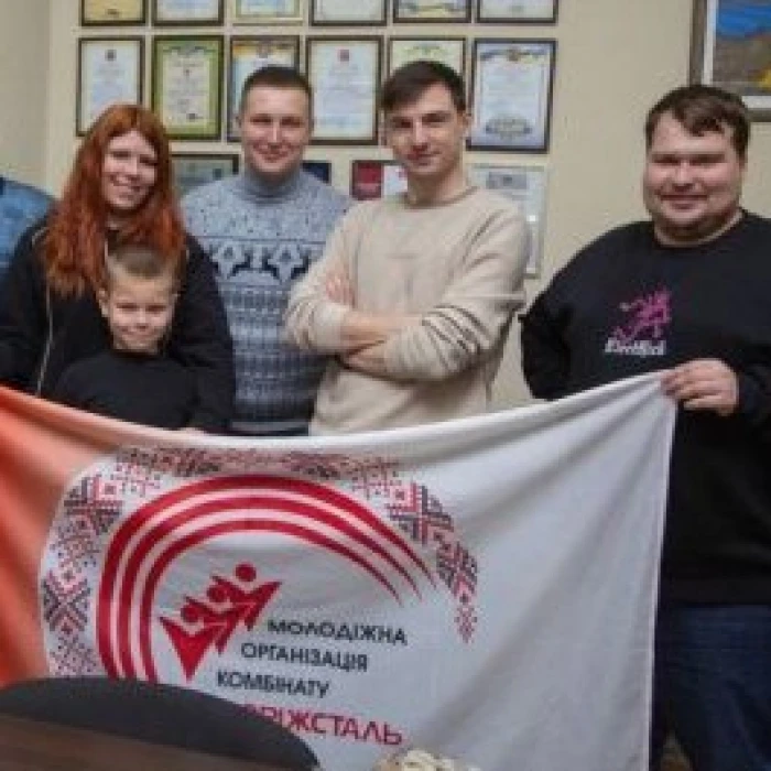 United to help: Zaporizhstal volunteers run a humanitarian hub from early days of the war