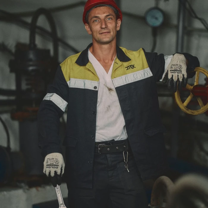 DTEK worker