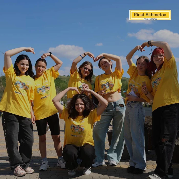 Participants of the "Rinat Akhmetov – To Children" project